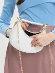 Белый сумка женская через плечо, полумесяц