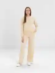 Молочный костюм