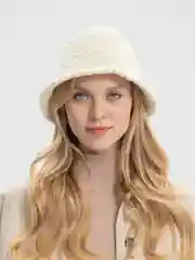 Молочный панама на весну