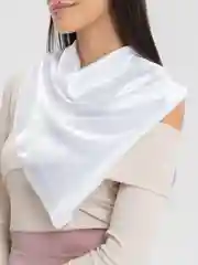 Белый платок атласный