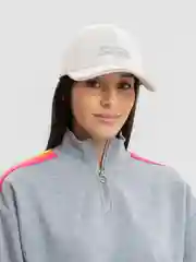 Молочный кепка унисекс