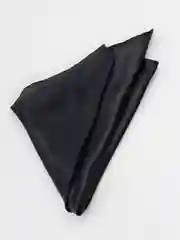 Черный платок атласный