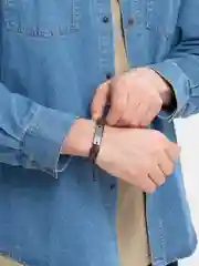 Коричневый браслет мужской