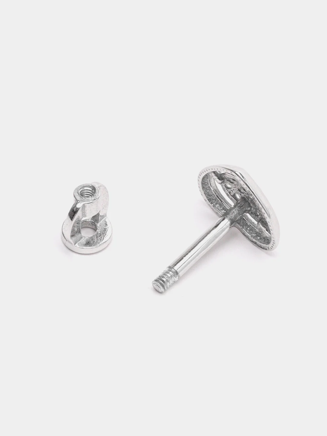 Белый серьги-гвоздики, из серебра