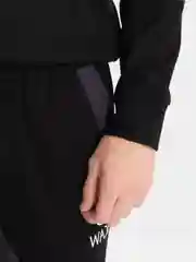 Черный костюм мужской, спортивный