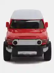 Красный машинка с белой крышей