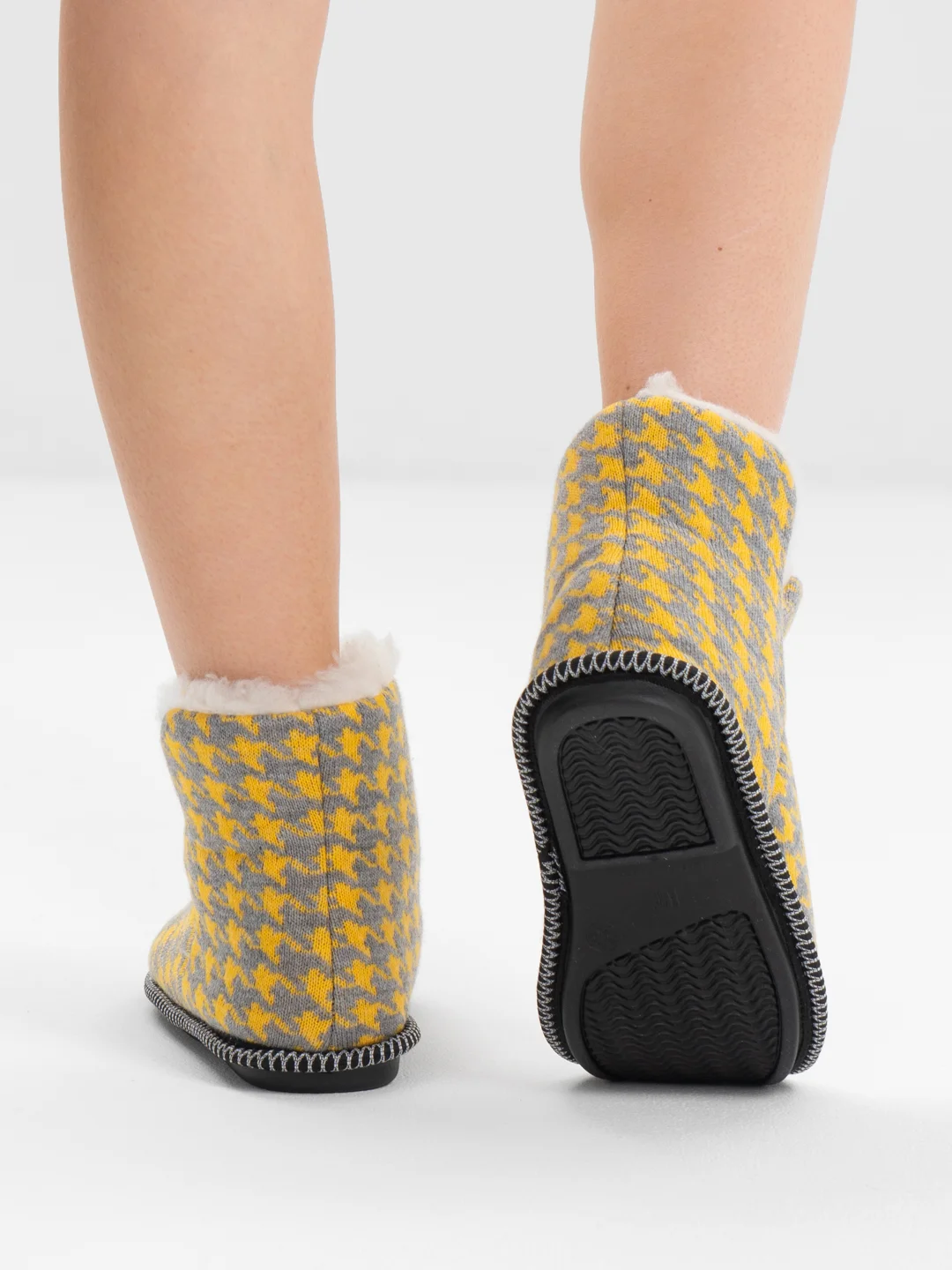 Желтый чуни-тапочки домашние утепленные Soft Slippers "Вязанка" на подошве ЭВА