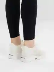 Белый женские кроссовки, летние