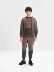 Бежевый костюм мужской, спортивный