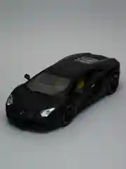 Черный модель автомобиля "Ламборгини Авентадор", 1:18, свет и звук