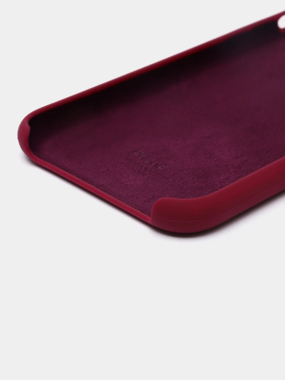 Багровый чехол Silicone Case для iPhone 11