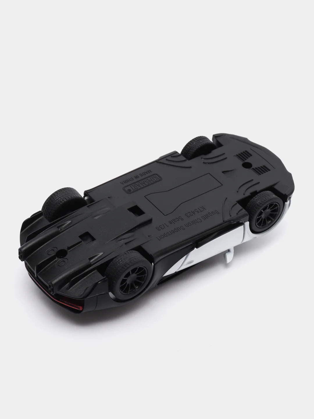 Белый машинка металлическая инерционная 1:36 Bugatti Chiron Supersport 12.5 см KT5423/Kinsmart/