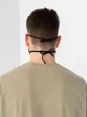 Угольный маска многоразовая черная