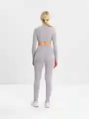 Белый костюм спортивный
