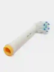 Зеленый сменные насадки для электрических зубных щеток Oral-B Braun, упаковка из четырех штук