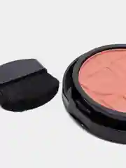 Белый румяна Matte компактные с натуральным эффектом