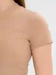 Бежевый топ женский