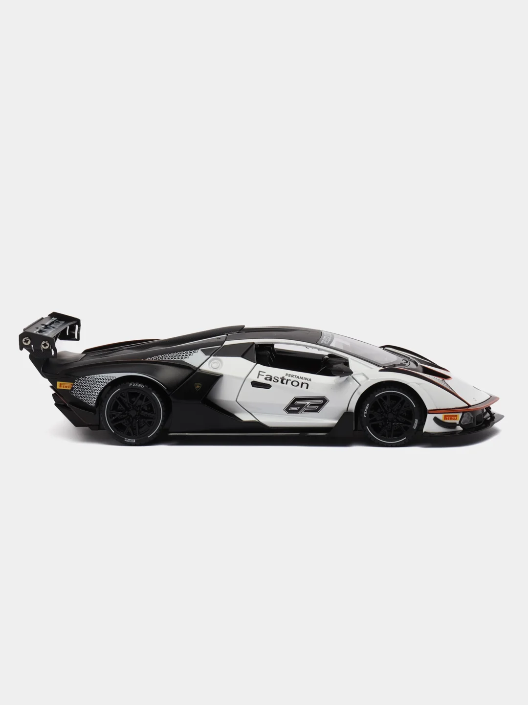 Белый металлическая машинка 1:24 lamborghini essenza scv12