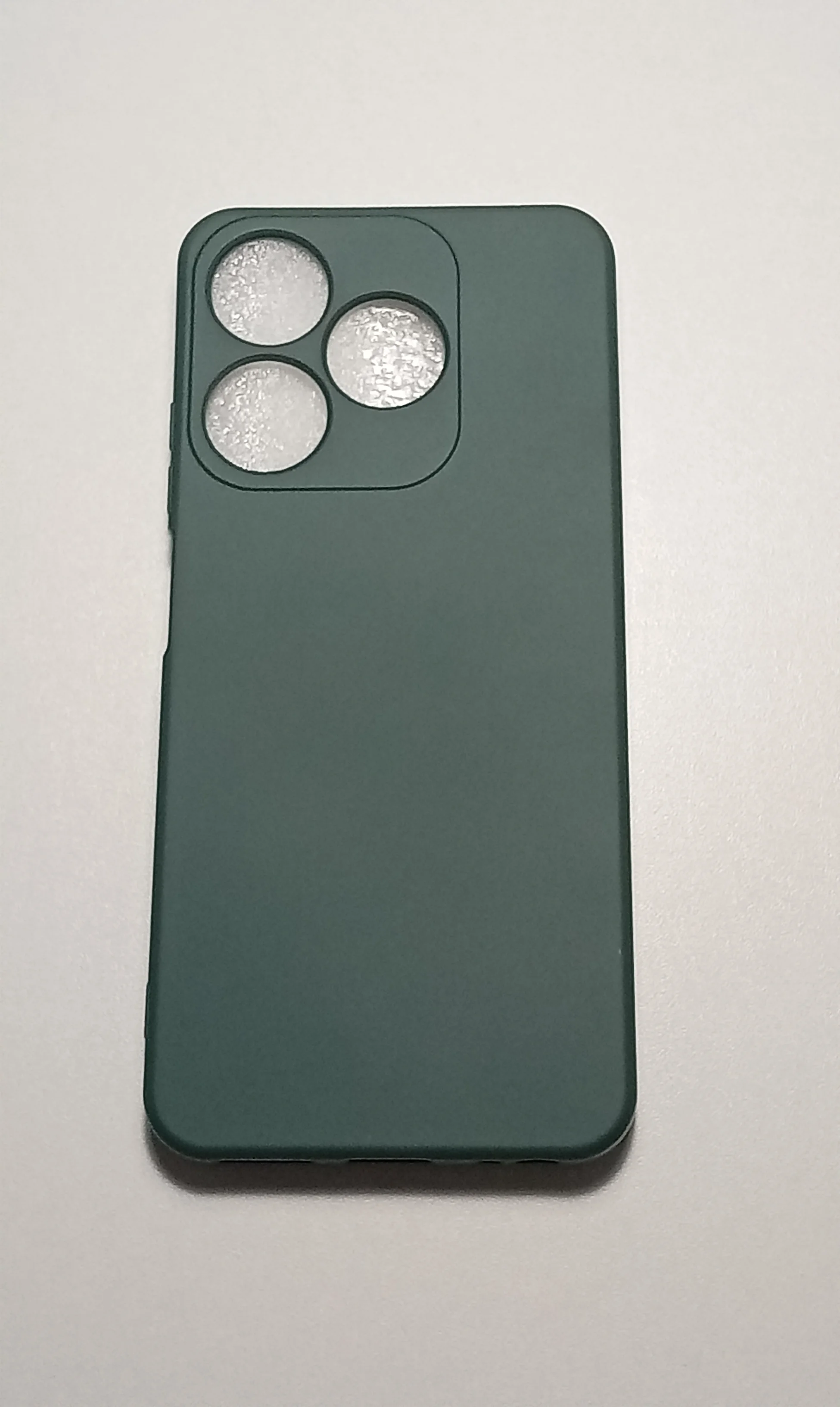Зеленый чехол TECNO SPARK 10C / SPARK 10 с защитой камеры и бархатом внутри