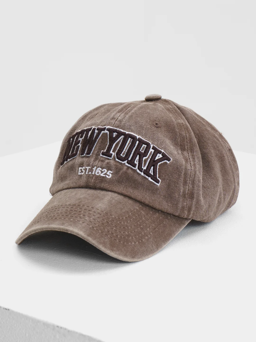 Светло-коричневый мужская кепка, бейсболка с надписью "NEW YORK"