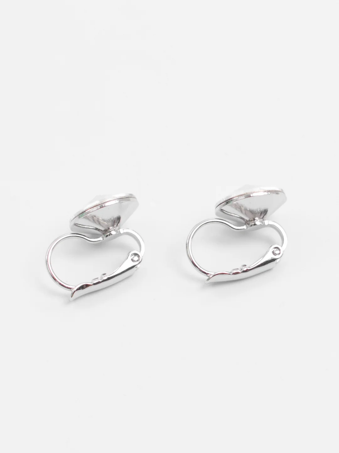 Серебряный серьги с камнем Swarovski