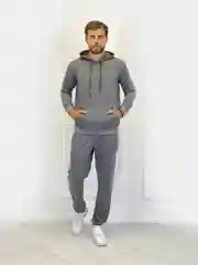 Костюм мужской, спортивный