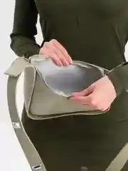 Хаки сумка женская, через плечо, кросс-боди, летняя, маленькая, клатч, без принта, кожа