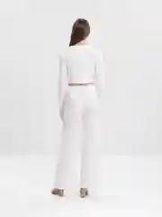 Белый костюм женский, лапша, в рубчик