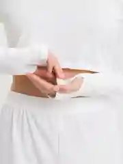 Белый костюм женский, лапша, в рубчик