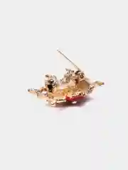 Алый брошь "Божья Коровка"