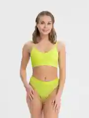 Салатовый топ со стрингами