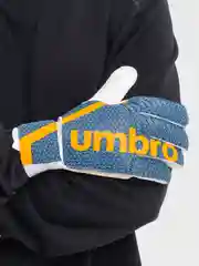 Оранжевый перчатки вратарские Umbro
