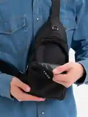 Черный сумка через плечо, спортивная, унисекс