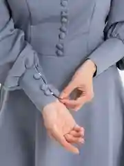 Серый платье женское, длинный рукав, на пуговицах