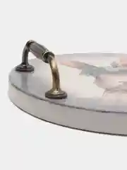 Поднос круглый "Заяц с венком" из массива сосны, ручной работы