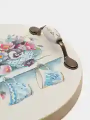 Поднос круглый "Сервиз", из массива сосны, ручной работы, декор для кухни