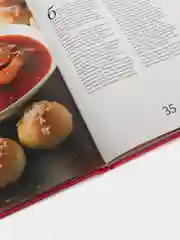 Книга "Смачно! Блюда украинской кухни", миллион меню, книга рецептов
