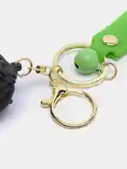 Салатовый брелок для ключей и рюкзака