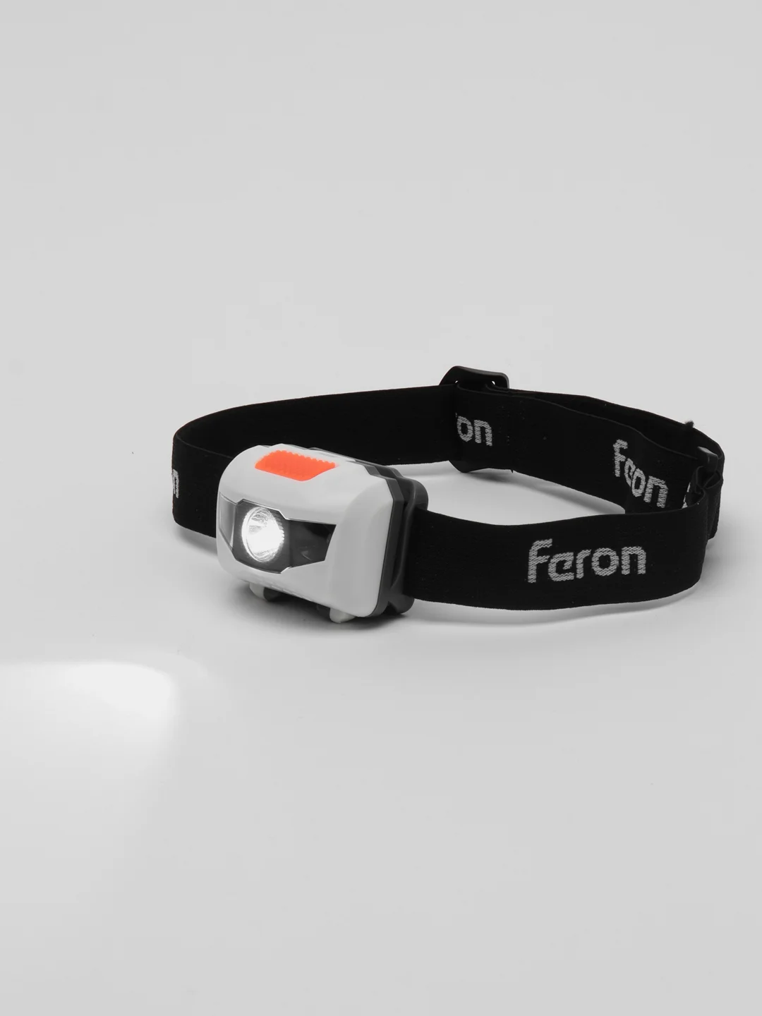Фонарь налобный светодиодный, работающий от батареек 3*AAA, 1LED+2RED, 41681