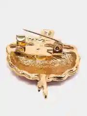Красный брошь женская "Балерина"