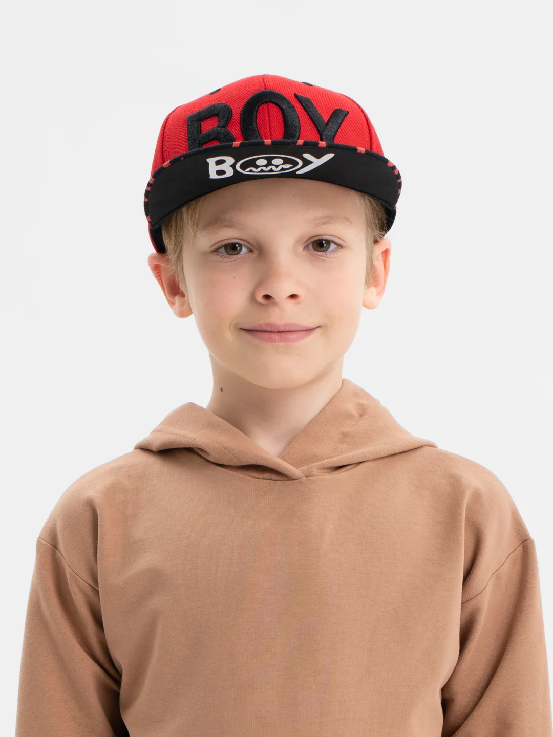 Красный кепка бейсболка детская для мальчика снэпбэк с рисунком BOY с прямым козырьком