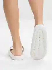 Белый сланцы, шлепанцы женские