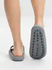 Серый сланцы, шлепанцы женские