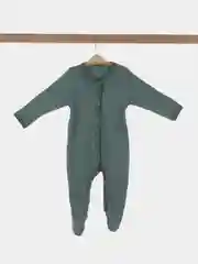 Оливковый комбинезон для малыша