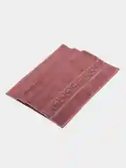 Коралловый полотенце банное ,Состав - ХЛОПОК 100% ,Размер 70/140 с петелькой.Хорошо впитывает влагу
