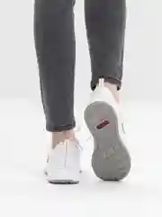 Белый кроссовки женские Rieker