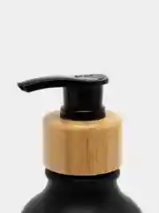 Белый флаконы с дозатором для жидкостей