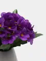 Индиго искусственные цветы. Фиалки (букет). Композиция