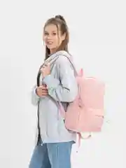 Розовый рюкзак однотонный