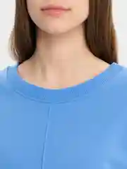 Голубой костюм